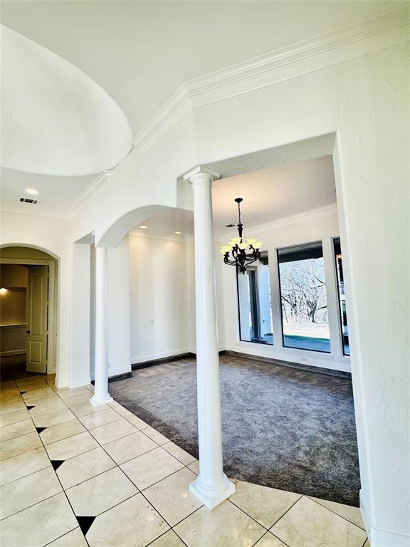 2861 Lakeview Drive
