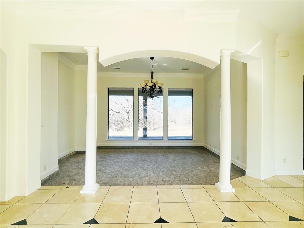 2861 Lakeview Drive