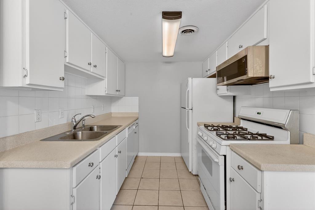 Prestonwood Country Club Condos - Residential