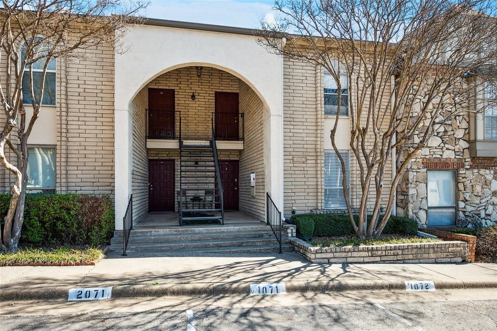 Photo of 15926 Stillwood Street #2072, Dallas, TX 75248 (MLS # 21189295)