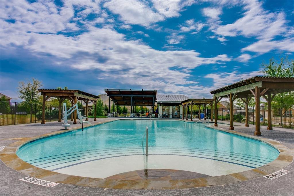 Lakeside at Heath - Residential