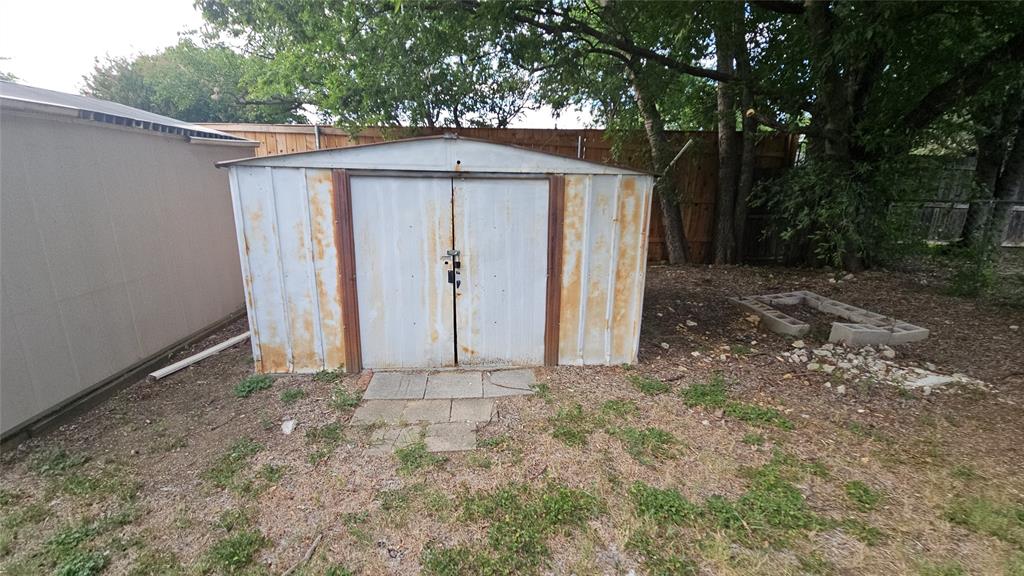 6101 Melody Lane