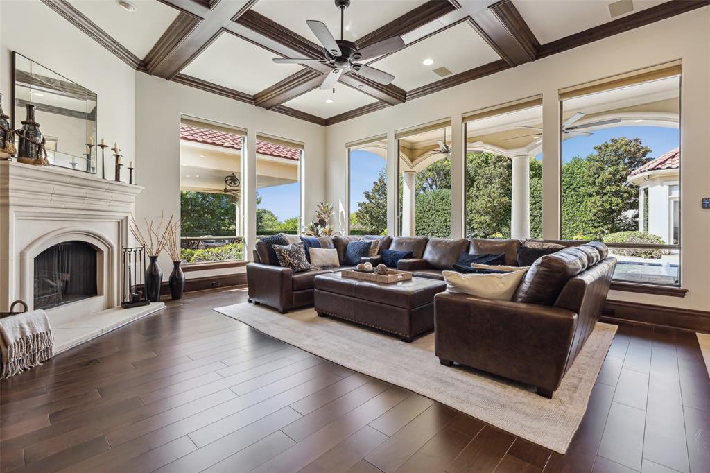 Starwood Ph Four Village 16 - Residential