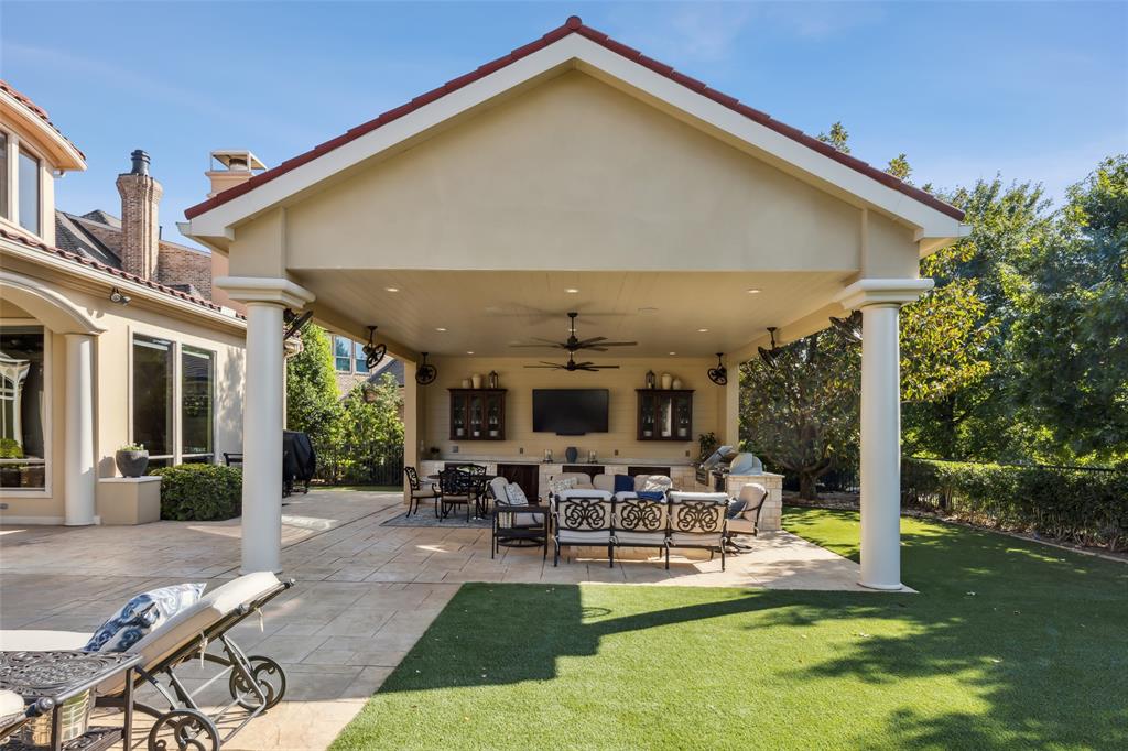 Starwood Ph Four Village 16 - Residential