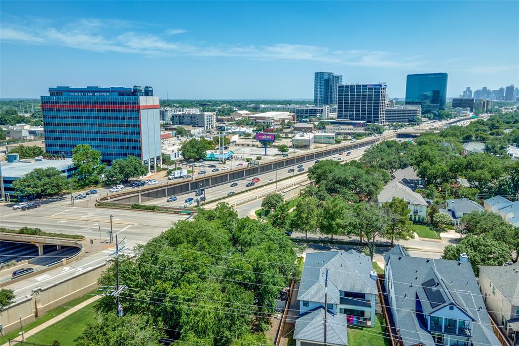 2804 University Boulevard