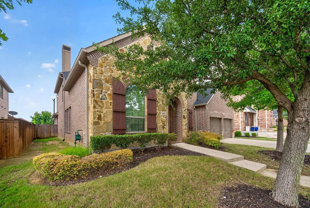 1651 Saddle Tree Road