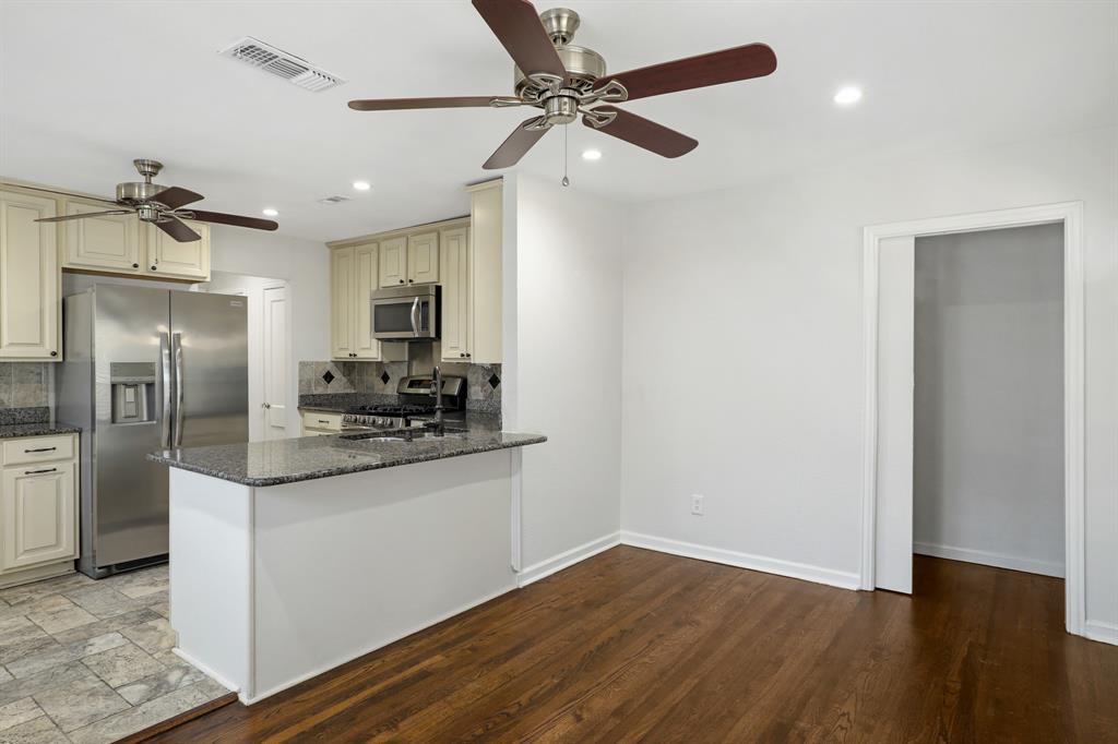 Wilshire Heights 03 - Residential Lease