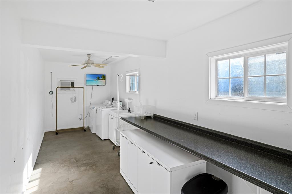 Wilshire Heights 03 - Residential Lease