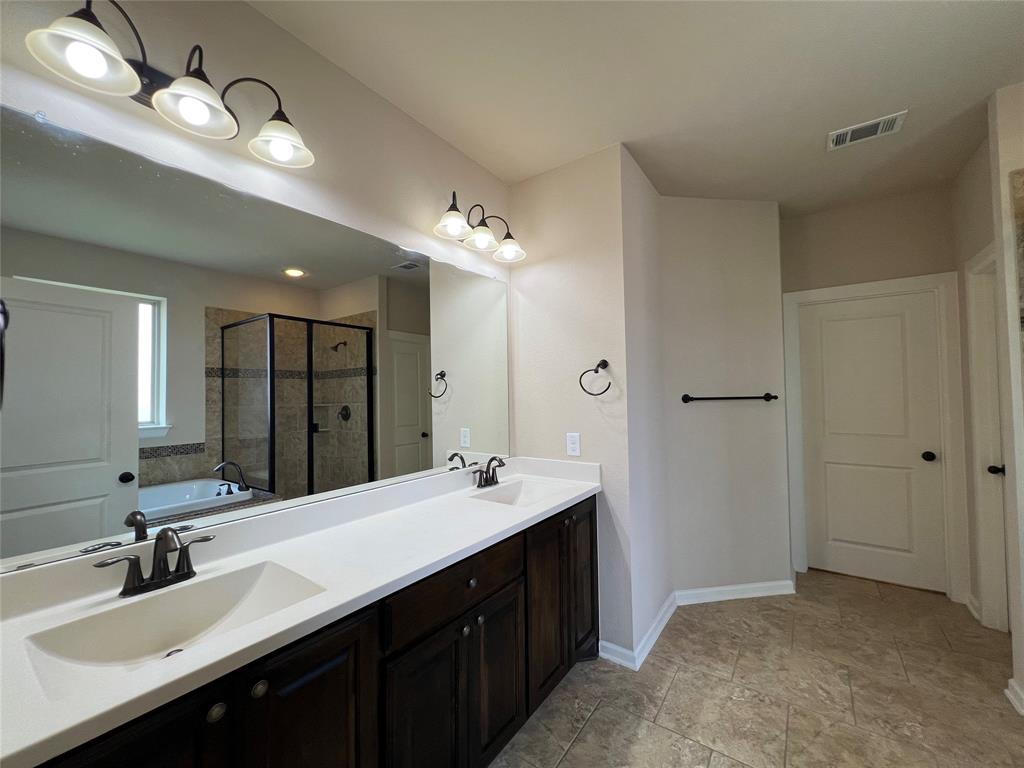 Viridian Village 1b - Residential Lease