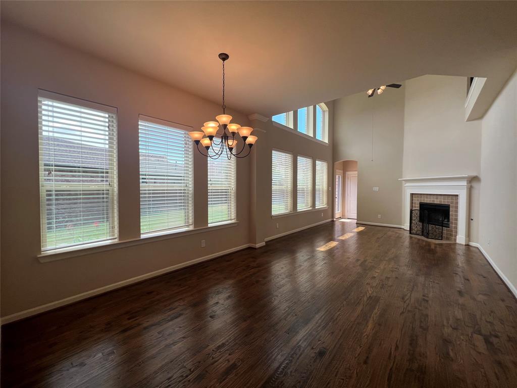 Viridian Village 1b - Residential Lease