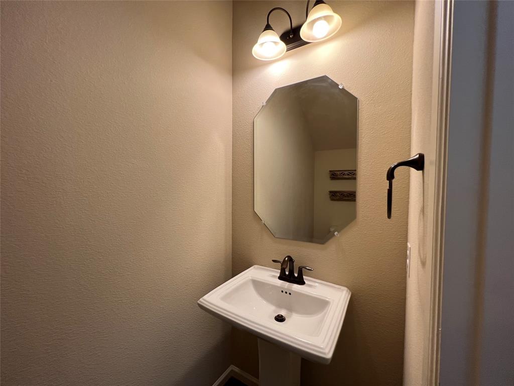 Viridian Village 1b - Residential Lease