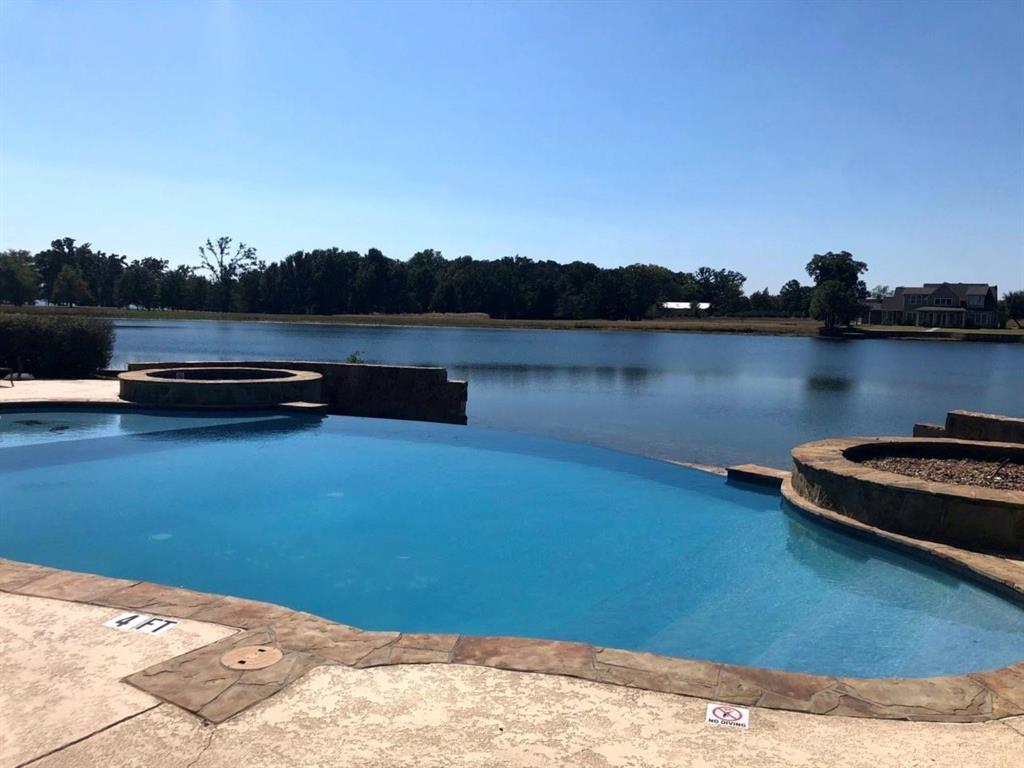 The Peninsulas At Lake Bob San - Residential