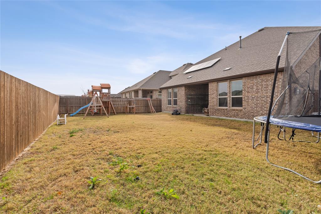 Aubrey, Texas 76227, United States, 4 Bedrooms Bedrooms, ,3 BathroomsBathrooms,Residential,Pending,26002