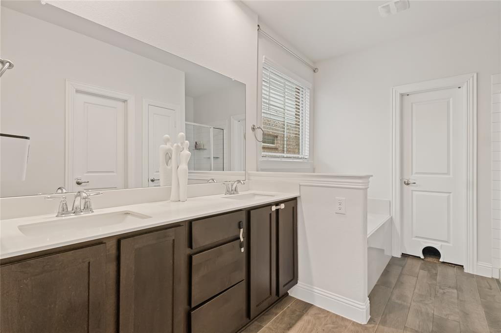 Aubrey, Texas 76227, United States, 4 Bedrooms Bedrooms, ,3 BathroomsBathrooms,Residential,Pending,26002