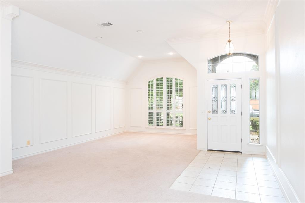 2221 Green Hill Drive