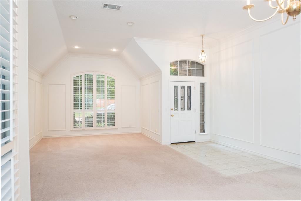 2221 Green Hill Drive