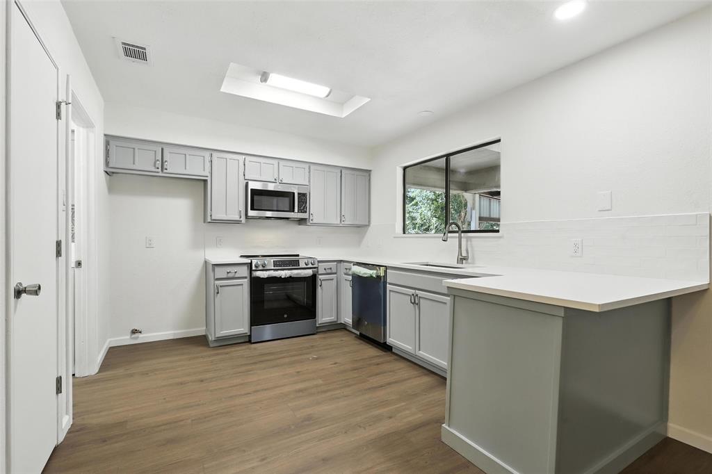 801 James Circle