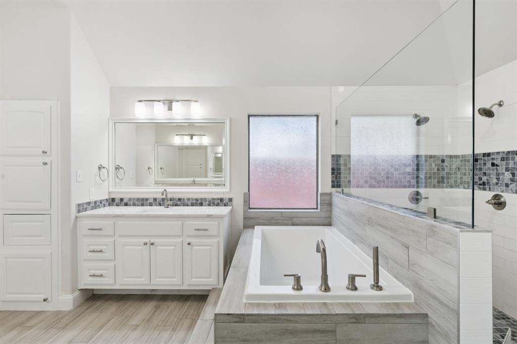 Resort On Eagle Mountain Lake - Residential