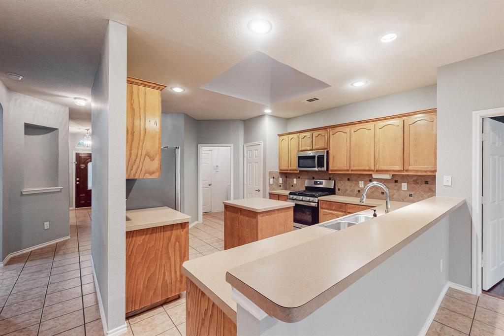 Summit Parc 04 - Residential Lease