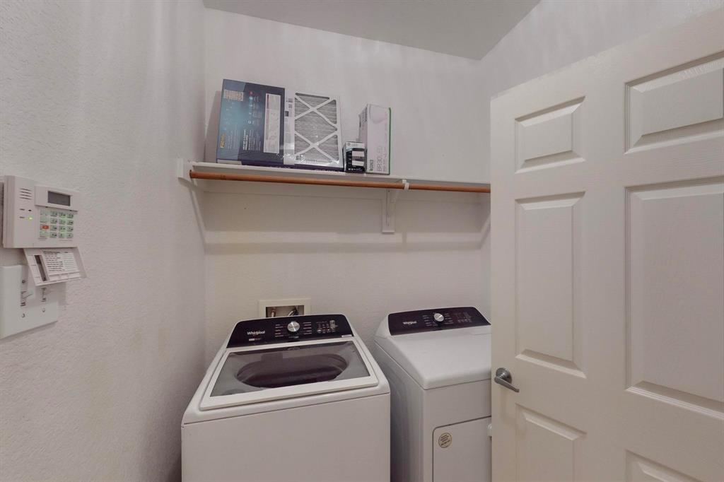 Summit Parc 04 - Residential Lease