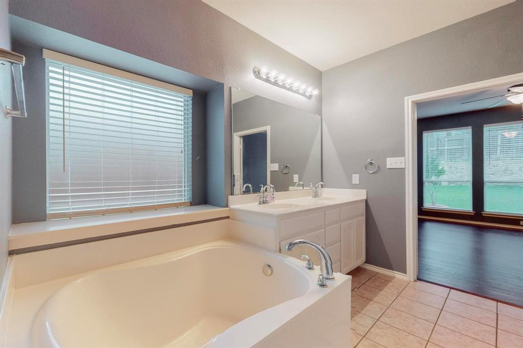 Summit Parc 04 - Residential Lease