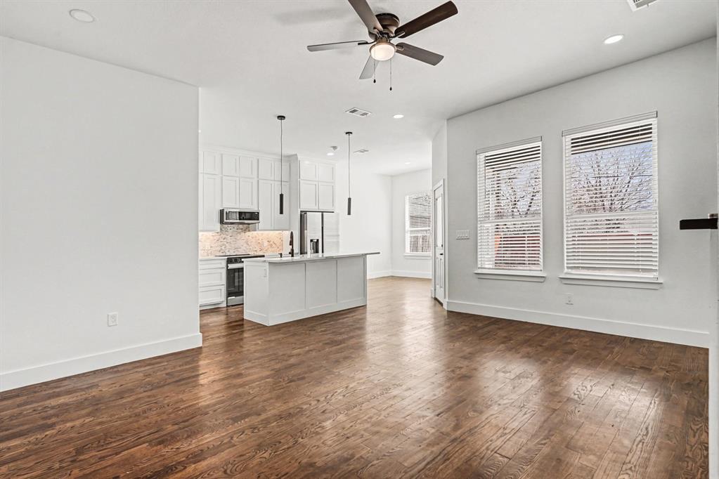 El Rosa - Residential