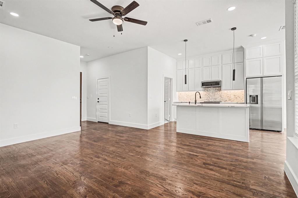 El Rosa - Residential