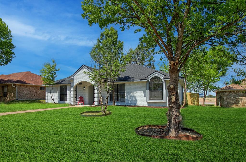 405 Derby Lane