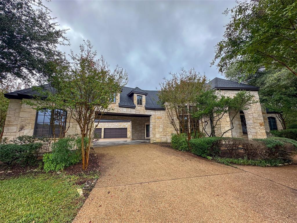 Forrest Glen - Residential