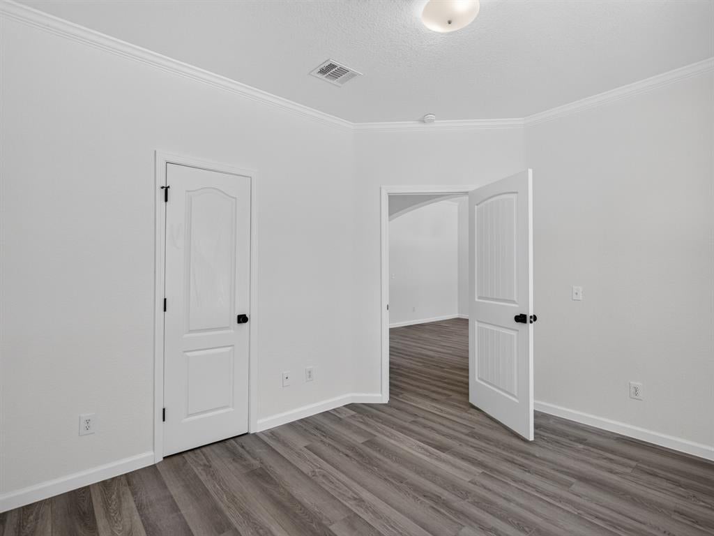 1712 Elm Spring Court