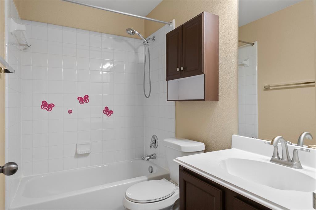 Legend Crest Viii - Residential