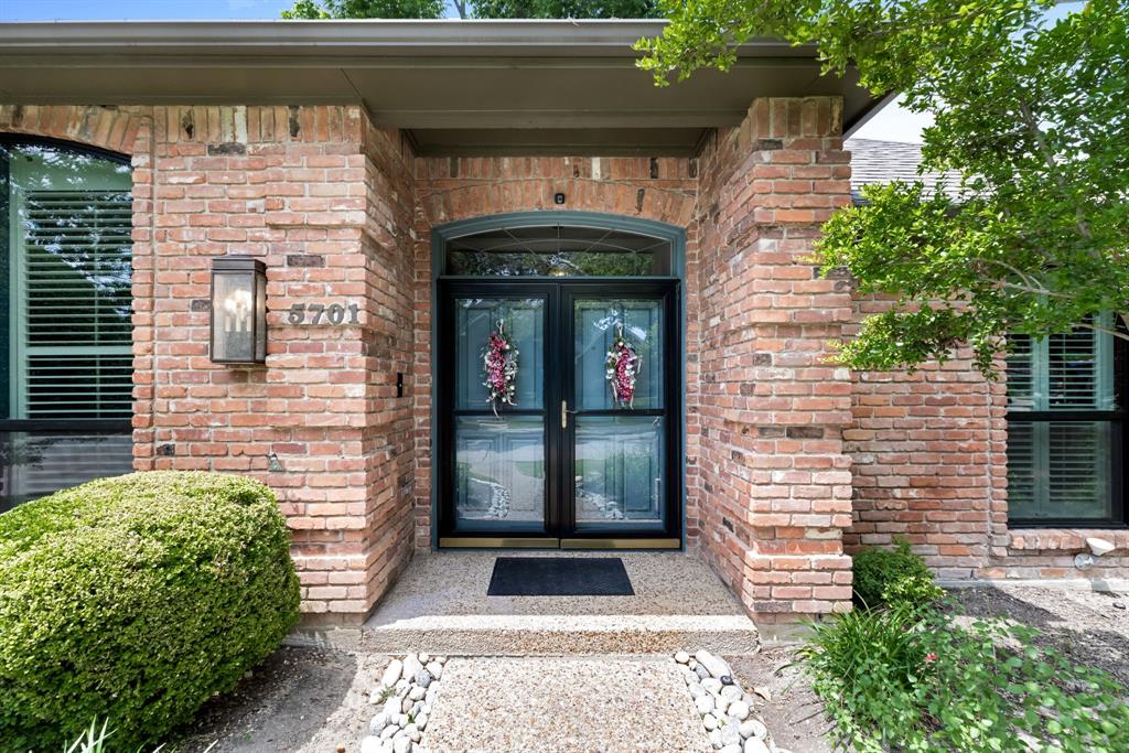 5701 Buffridge Trail