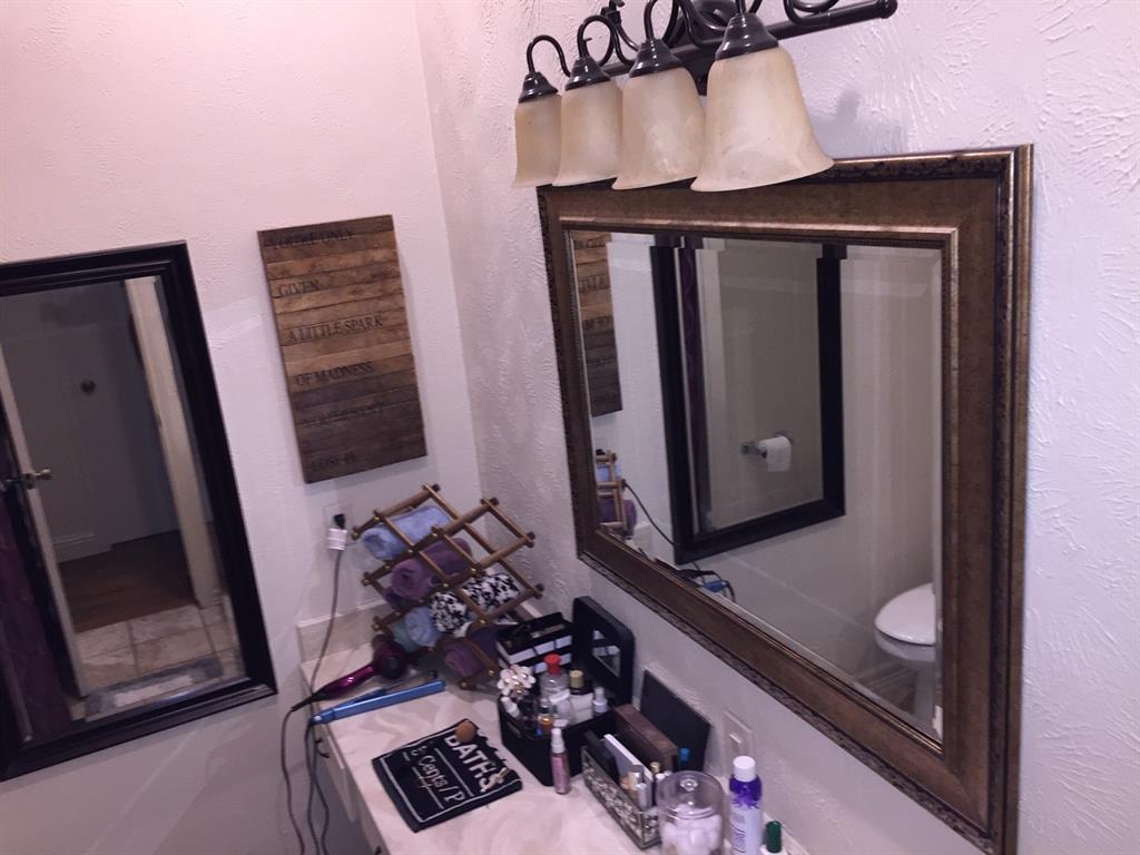 High Hollows Condo - Residential