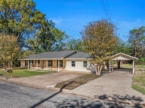 A home in Mount Pleasant