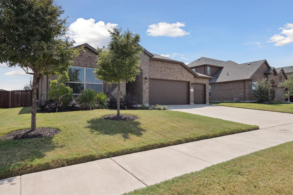 541 Dunster Lane
