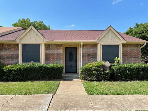27 E Mountain Creek Court 5 Grand Prairie TX 75052