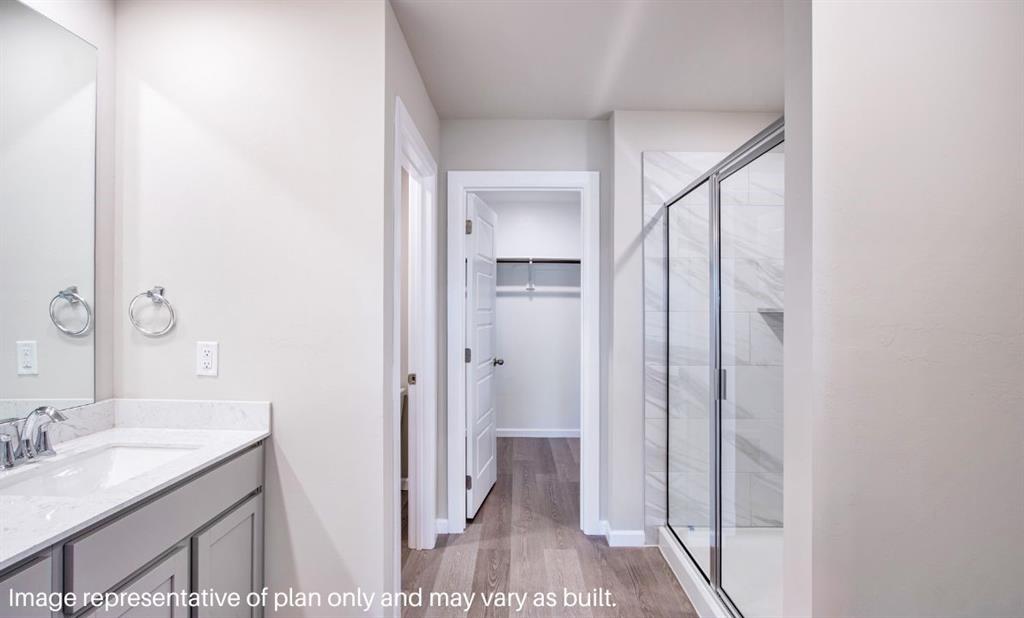 1521 Oak Valley