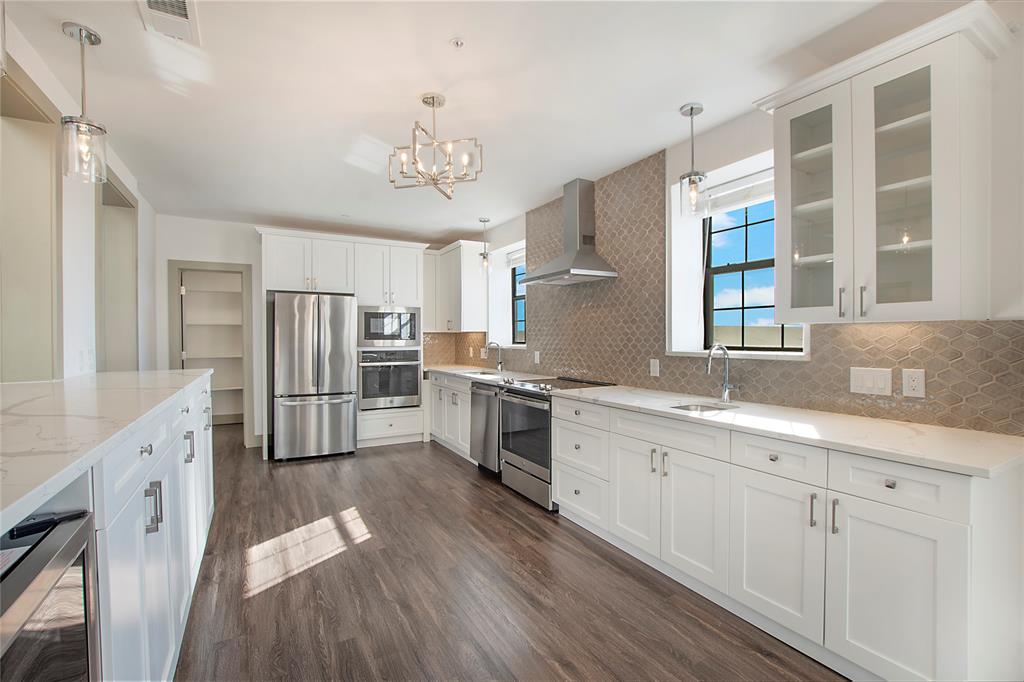 2610 Allen Street 4601