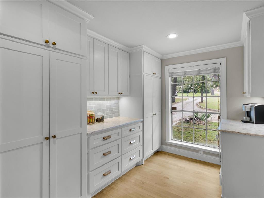 Whispering Oaks Kenn - Residential