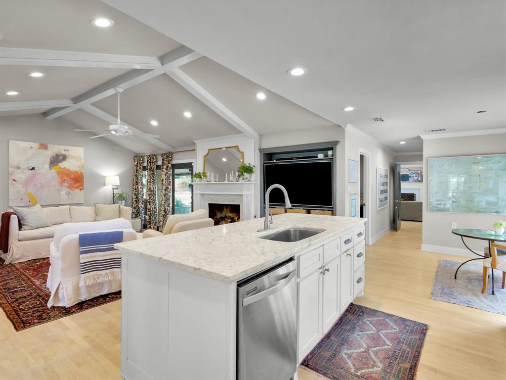 Whispering Oaks Kenn - Residential