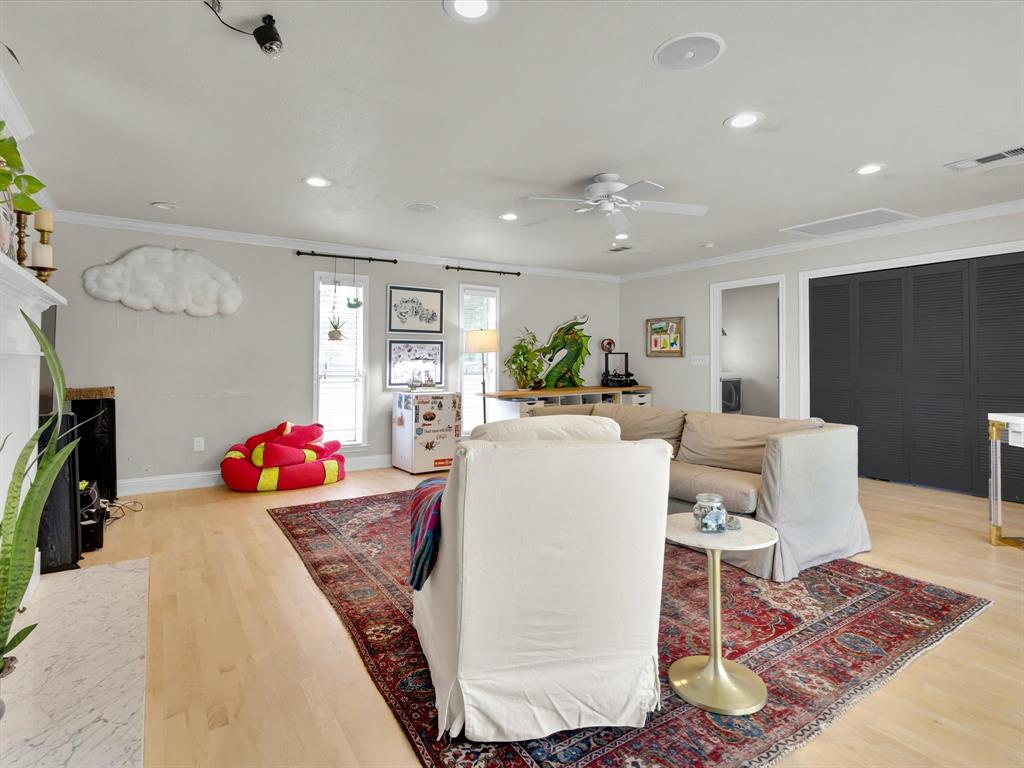 Whispering Oaks Kenn - Residential