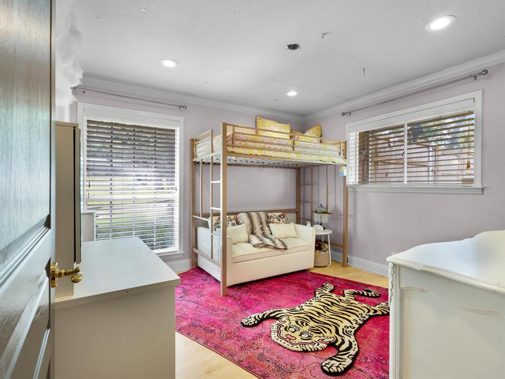 Whispering Oaks Kenn - Residential