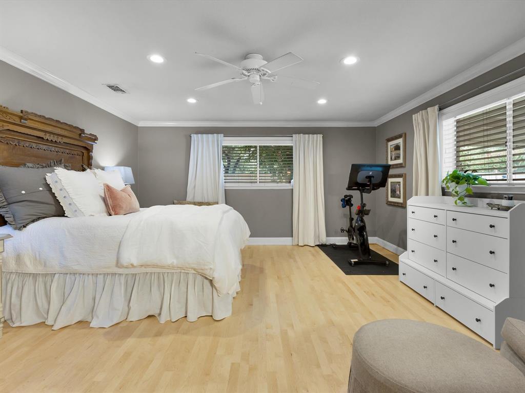 Whispering Oaks Kenn - Residential