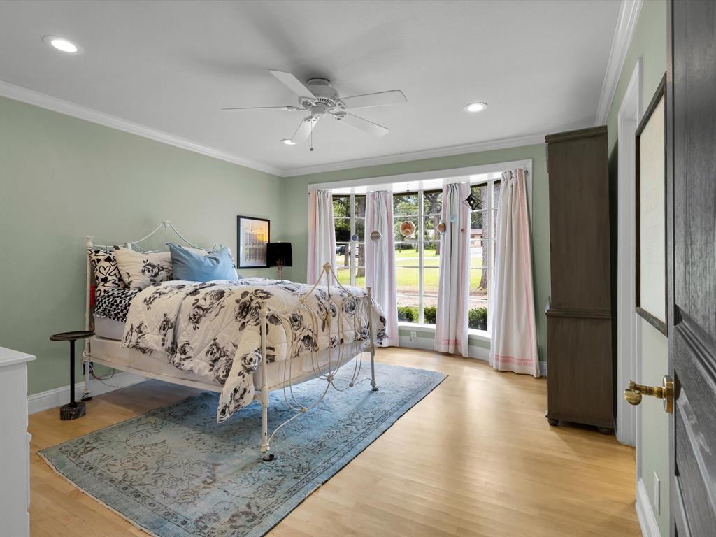 Whispering Oaks Kenn - Residential