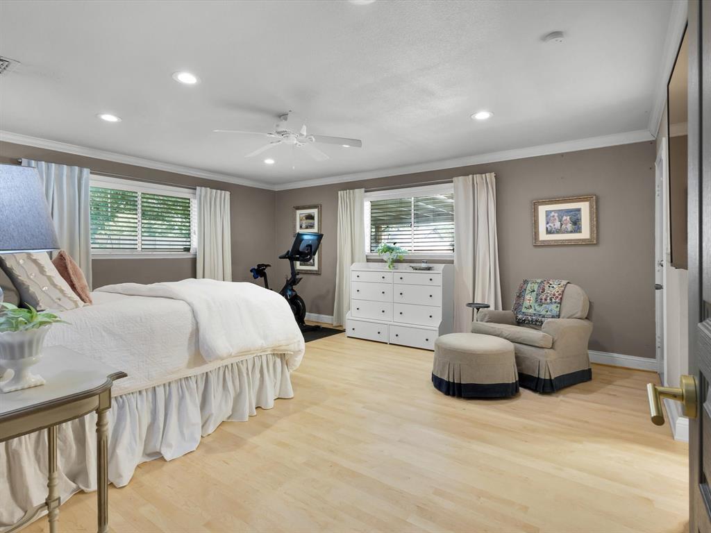 Whispering Oaks Kenn - Residential