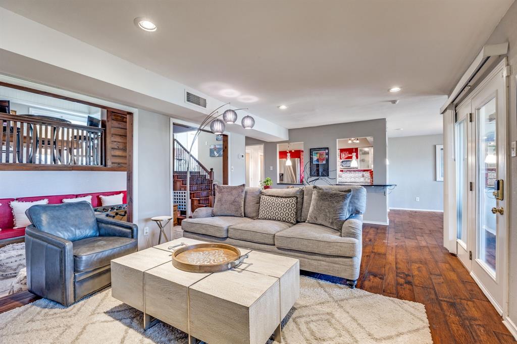 3412 Augusta Boulevard