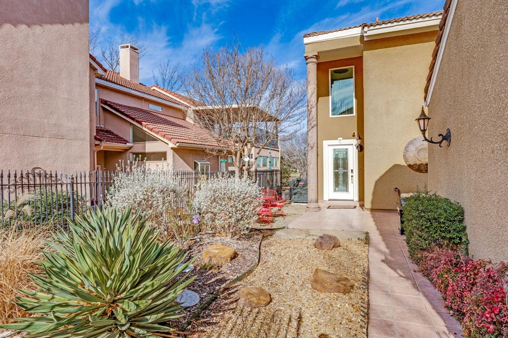 3412 Augusta Boulevard