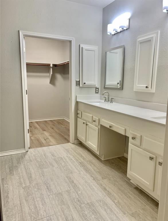 Signal Ridge #4 - Residential Lease