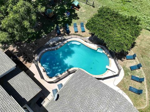 A home in Corsicana