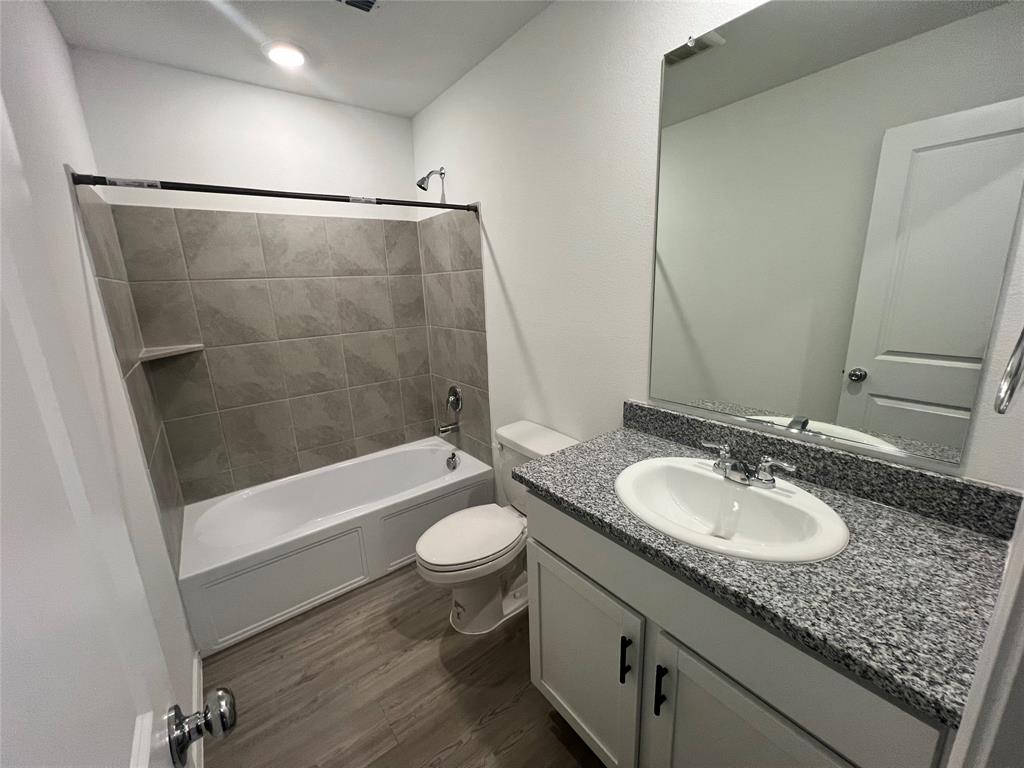 PRESERVE AT HONEY CREEK PHASE - Residential Lease